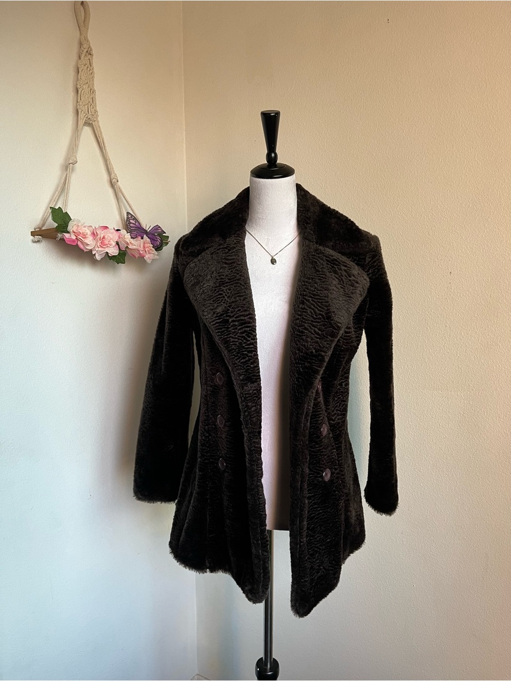 Vintage Women's Dark Brown Faux Fur Coat size small